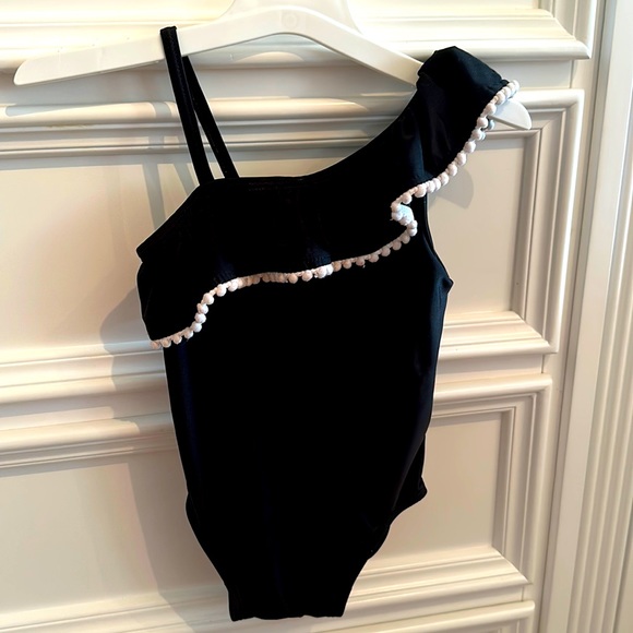 One piece swim suit for a baby girl! Old Navy size 2T, one shoulder! - Picture 1 of 3